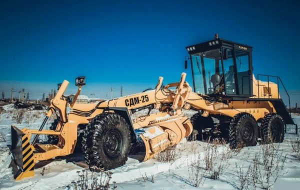 Услуги грейдеров от 12 до 25 тонн - Новая Каховка, заказать или взять в аренду
