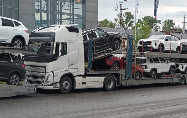 Услуги автовоза для перевозки автомобилей - Геническ, заказать или взять в аренду