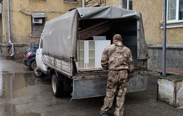 Услуги грузчиков. Квартирные переезды. Без выходных - Геническ, цены, предложения специалистов