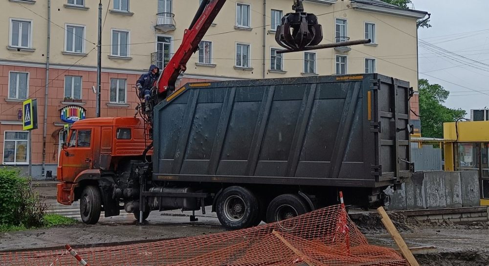 Ломовоз Услуги ломовозов от 2500 руб/час за смену взять в аренду, заказать, цены, услуги - Геническ