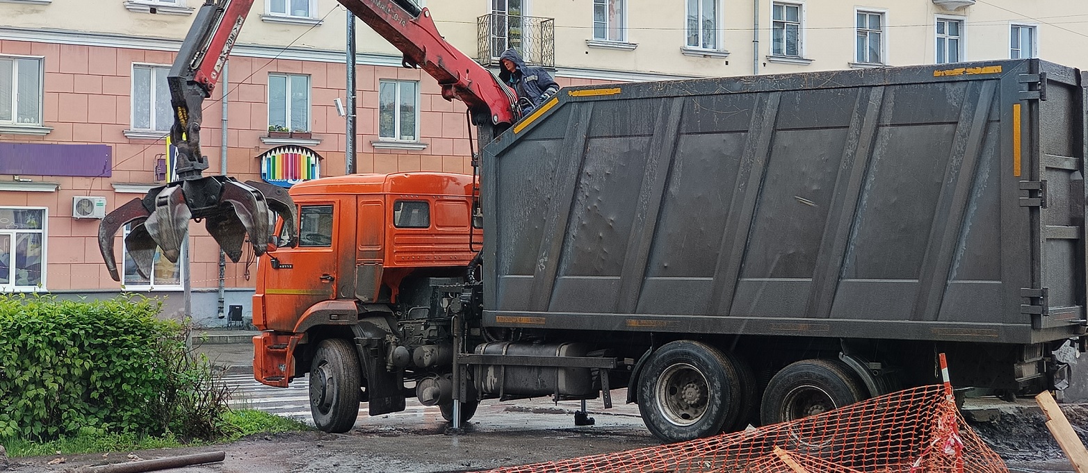 Услуги по ремонту ломовозов в Херсонской области
